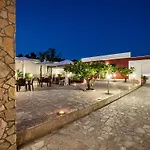 Vendégház Bhagya 4*